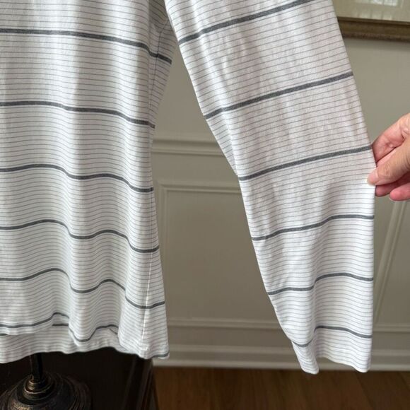 Lululemon 5 Year Basic Long Sleeve White Stripe M - Picture 5 of 7